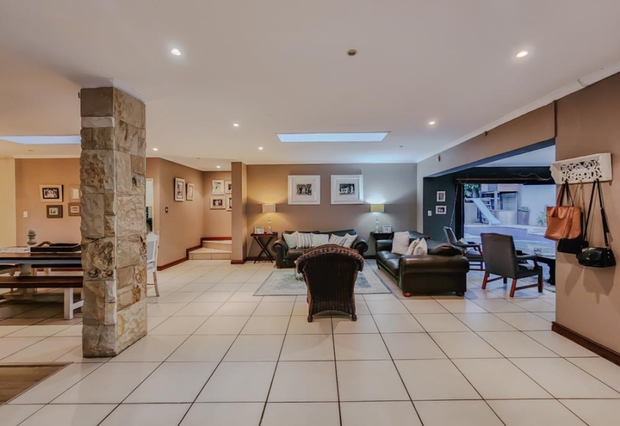 4 Bedroom Property for Sale in Protea Valley Western Cape